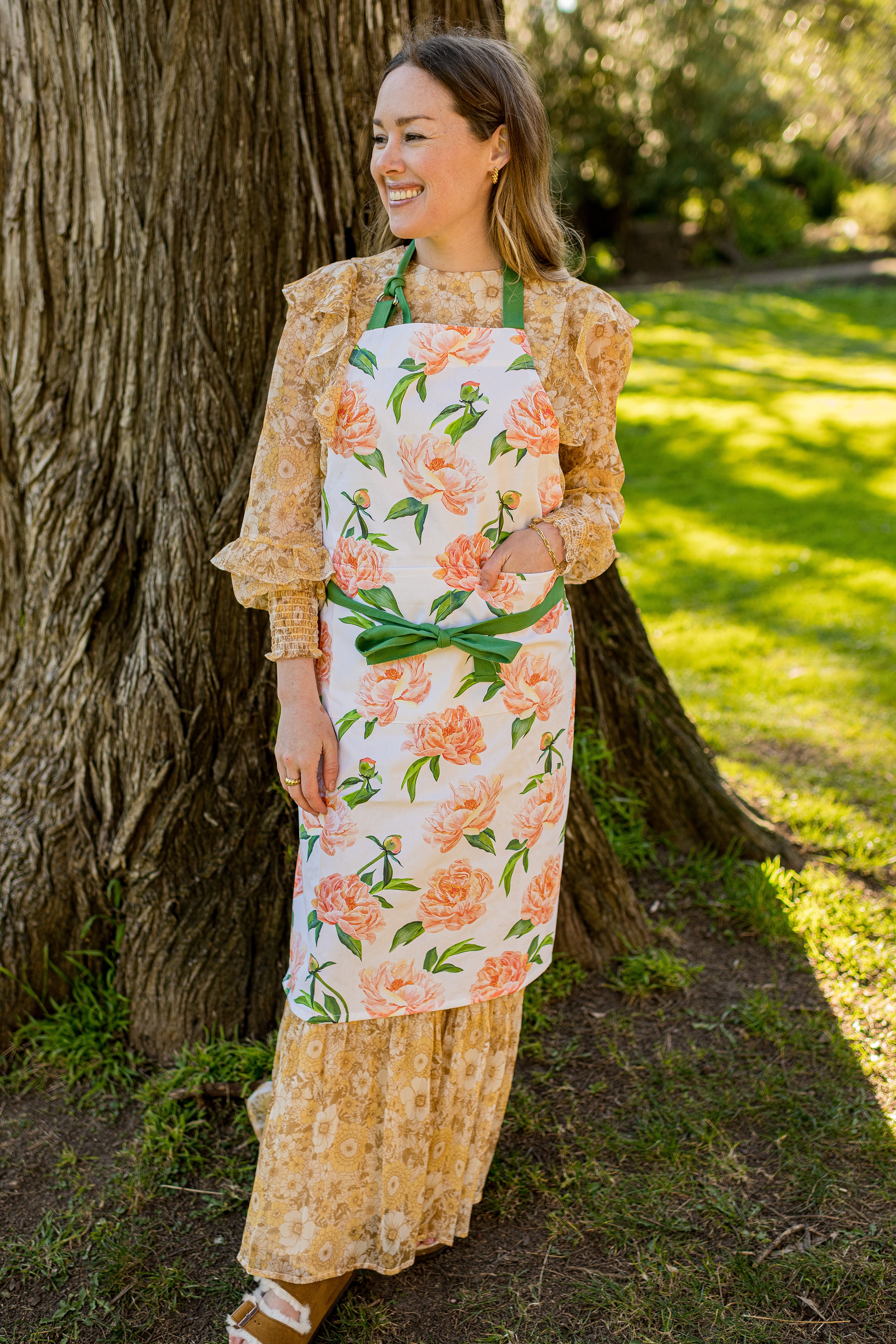 Bee & Florals Collection: Blossoming Peonies Apron + Spatula